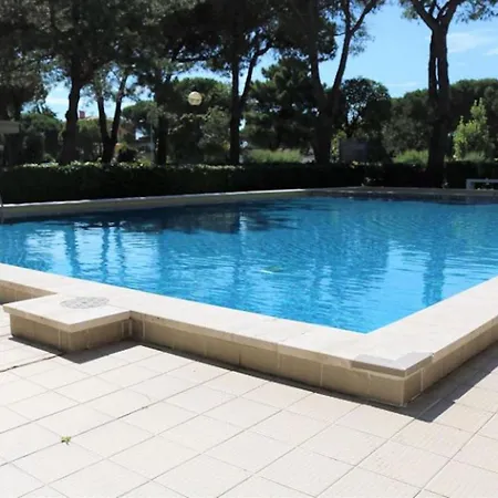 Apartment With Shared Pool